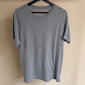 ALO Yoga Heather Gray Short Sleeve Tee